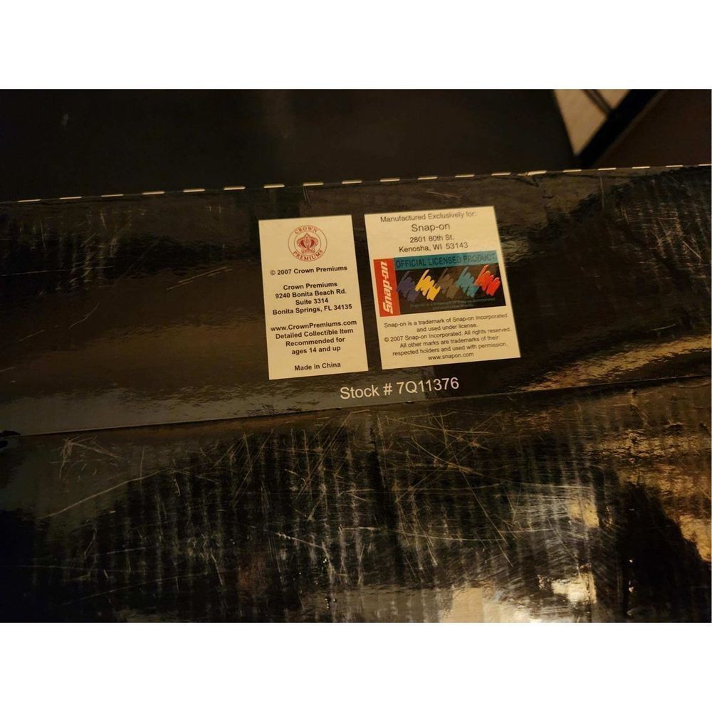 Snap-On Dale Earnhardt Jr. Pit Wagon 1:8 Scale - Picture 5 of 6